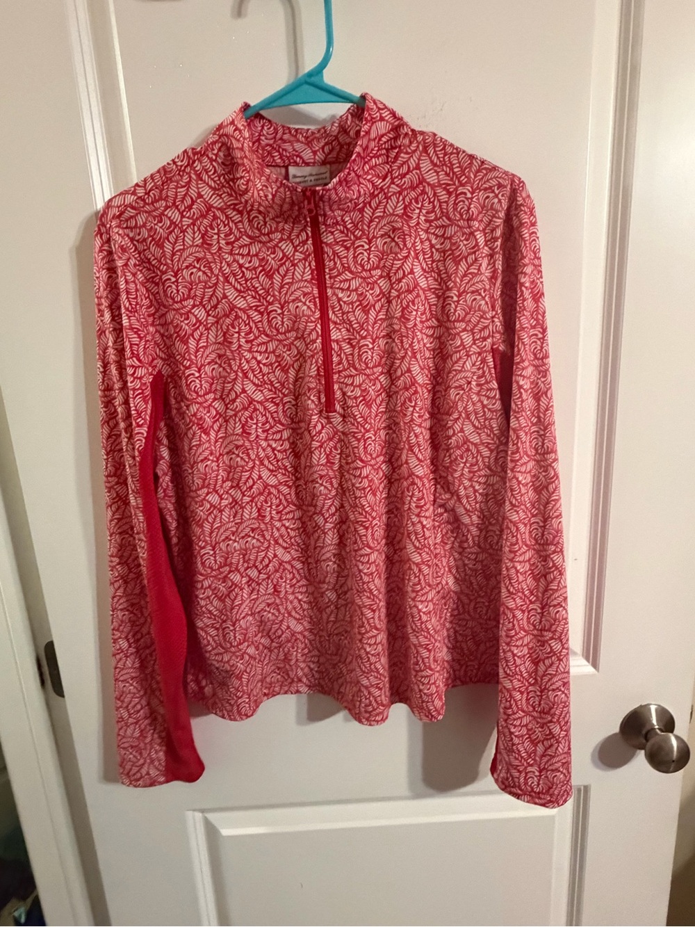 Tommy Bahama Women's Marbled Palm Viva Coral Red Quarter-Zip Pullover Top